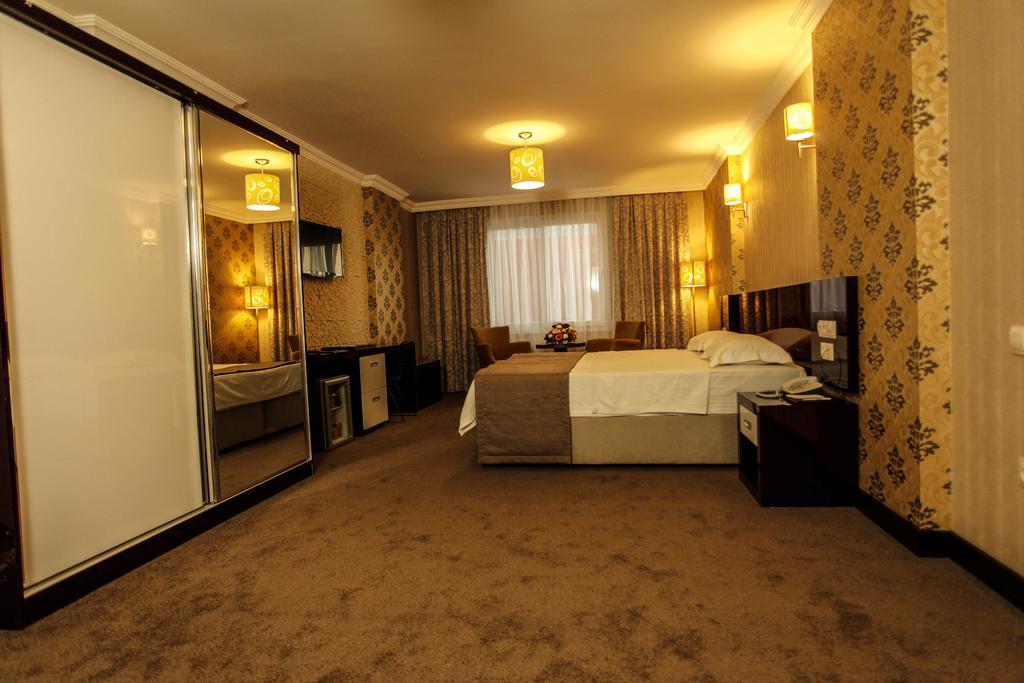 Grand Akcali Otel İskenderun Zewnętrze zdjęcie