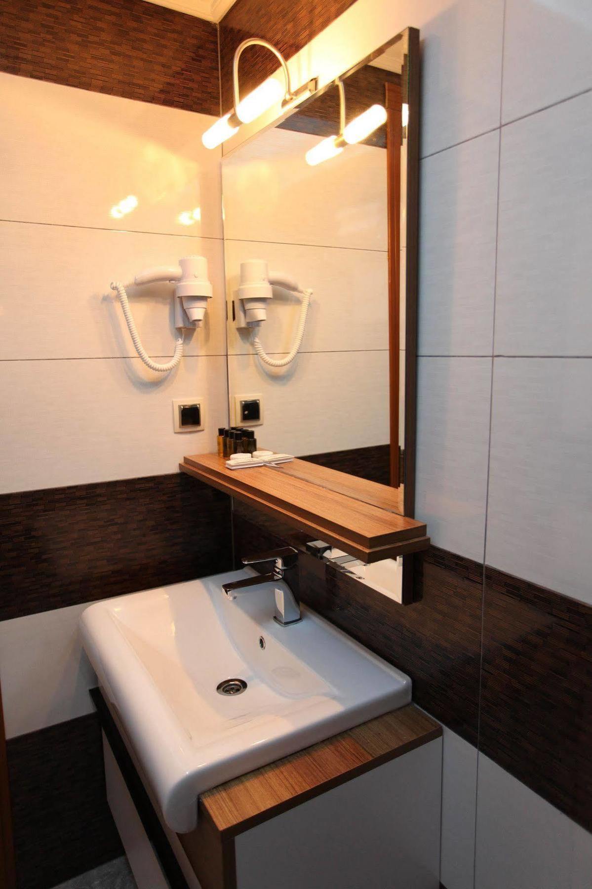 Grand Akcali Otel İskenderun Zewnętrze zdjęcie