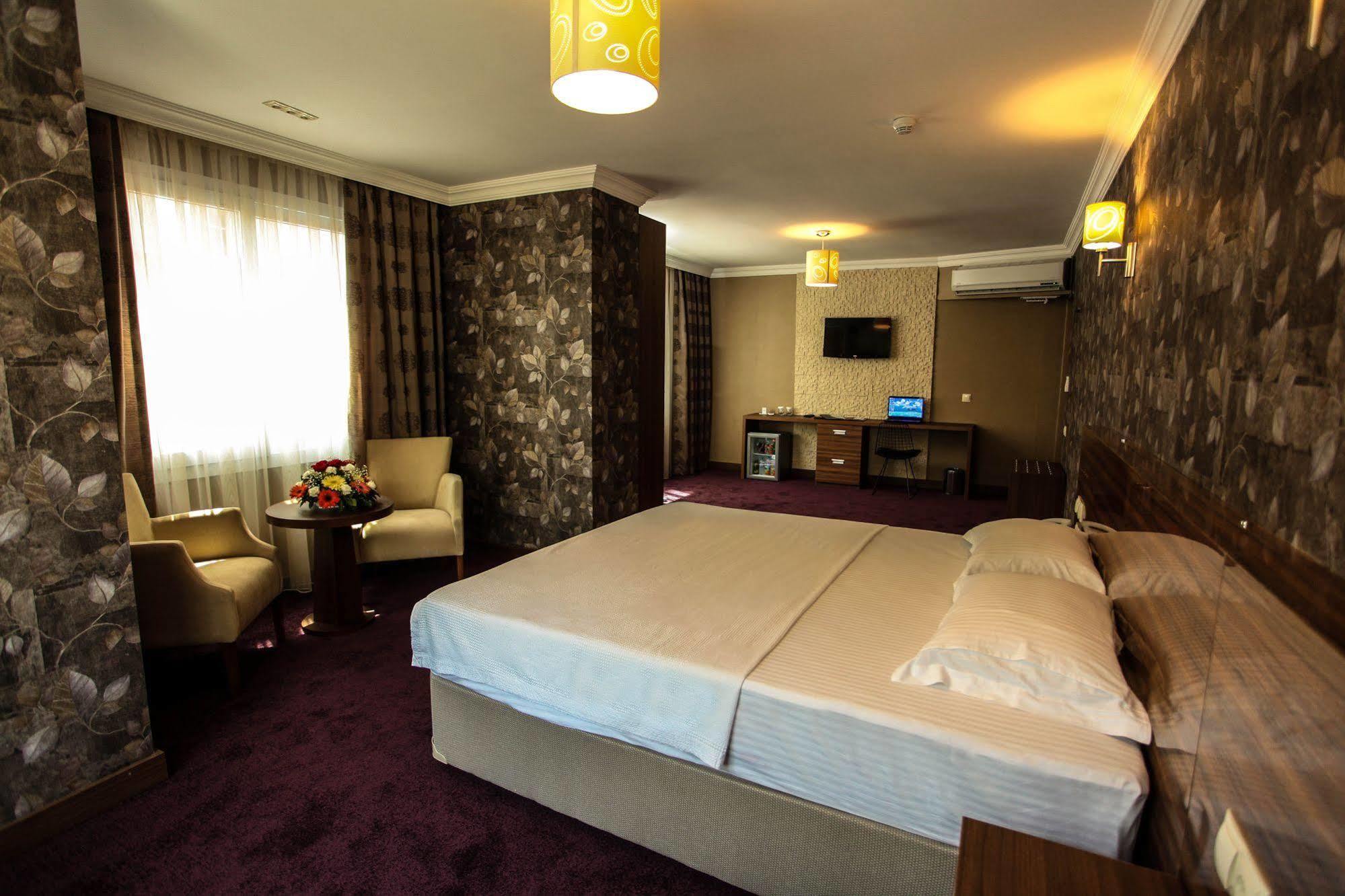Grand Akcali Otel İskenderun Zewnętrze zdjęcie
