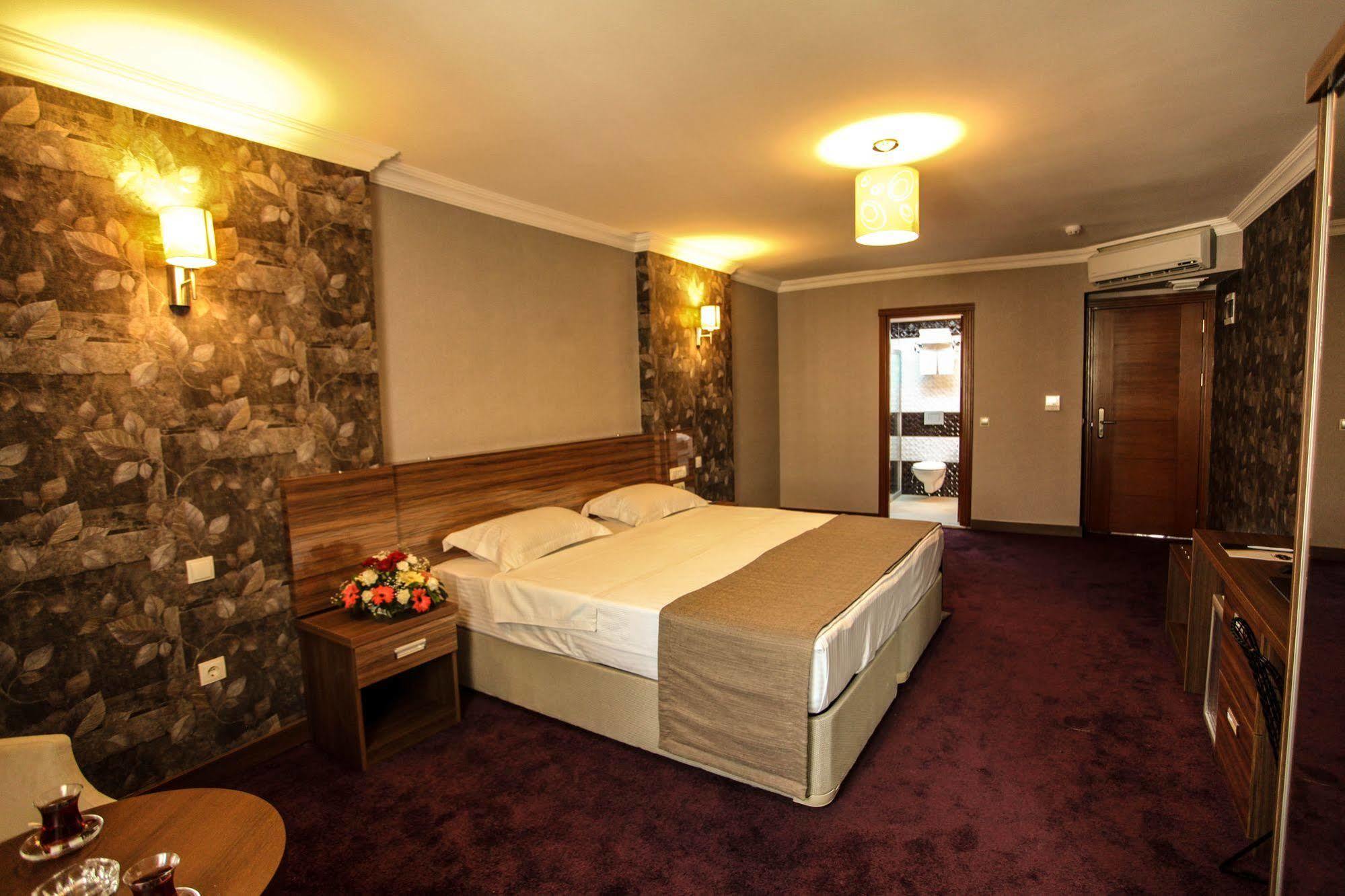Grand Akcali Otel İskenderun Zewnętrze zdjęcie
