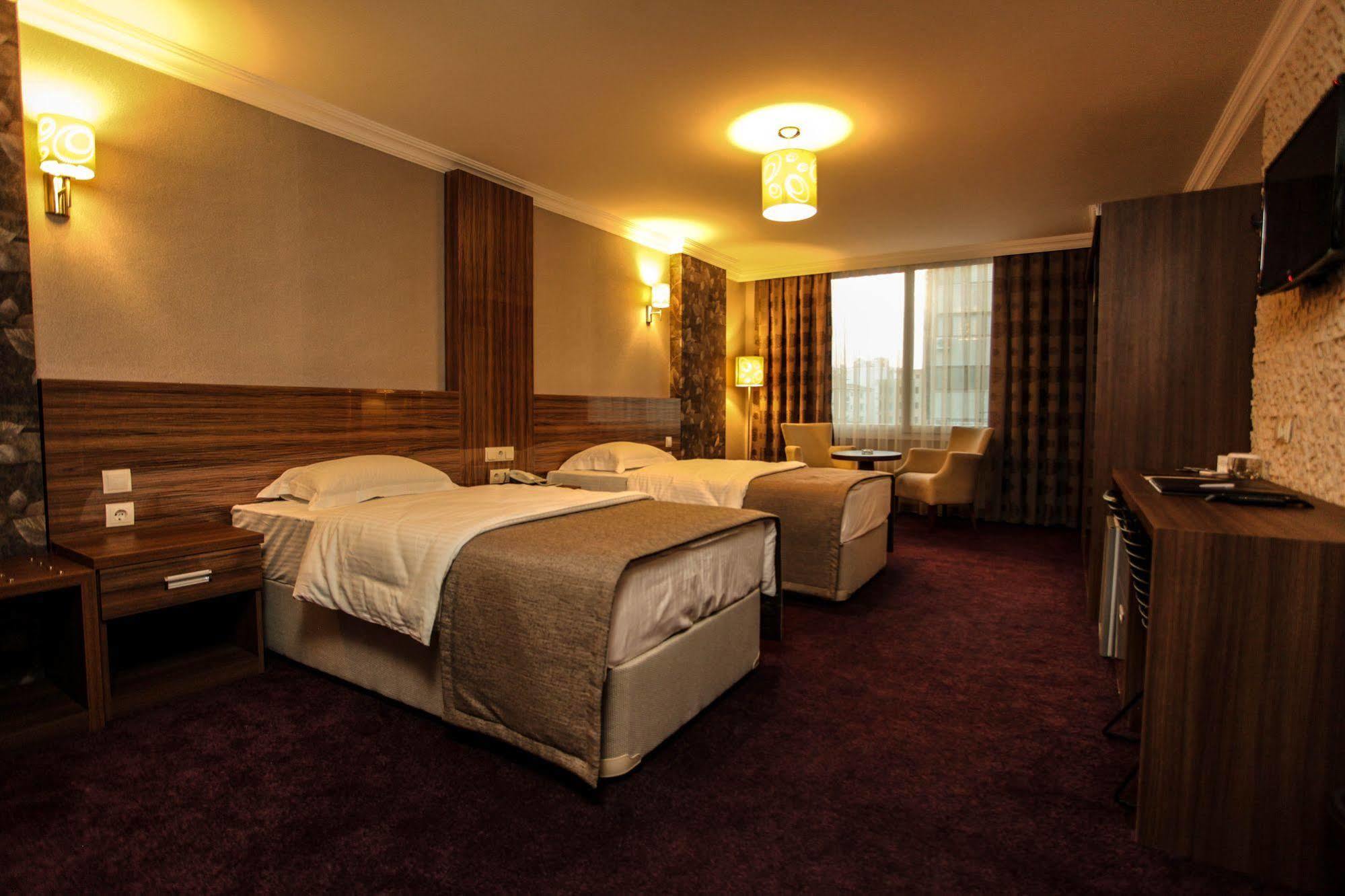 Grand Akcali Otel İskenderun Zewnętrze zdjęcie